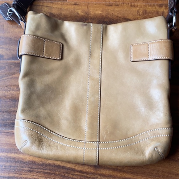 Coach tan leather purse - Picture 5 of 15